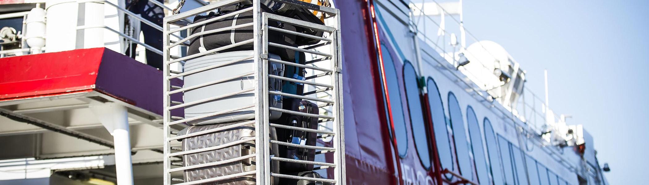 Luggage gets loaded on the "Halunder Jet"