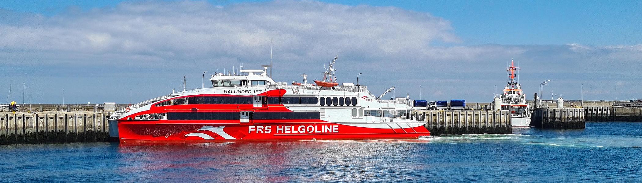 Halunder Jet at the sunny jetty