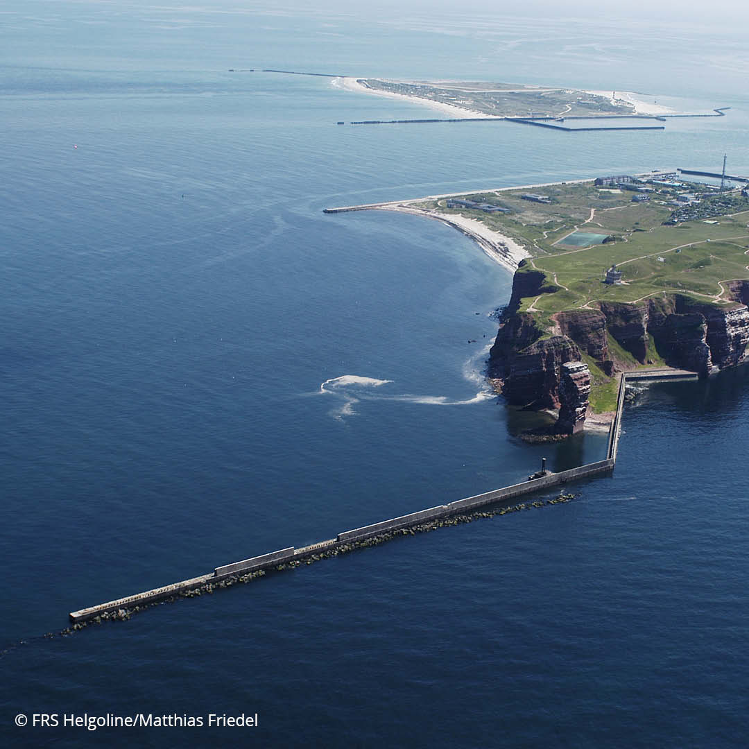 Heligoland from above, focus on the landmark "Lange Anna"