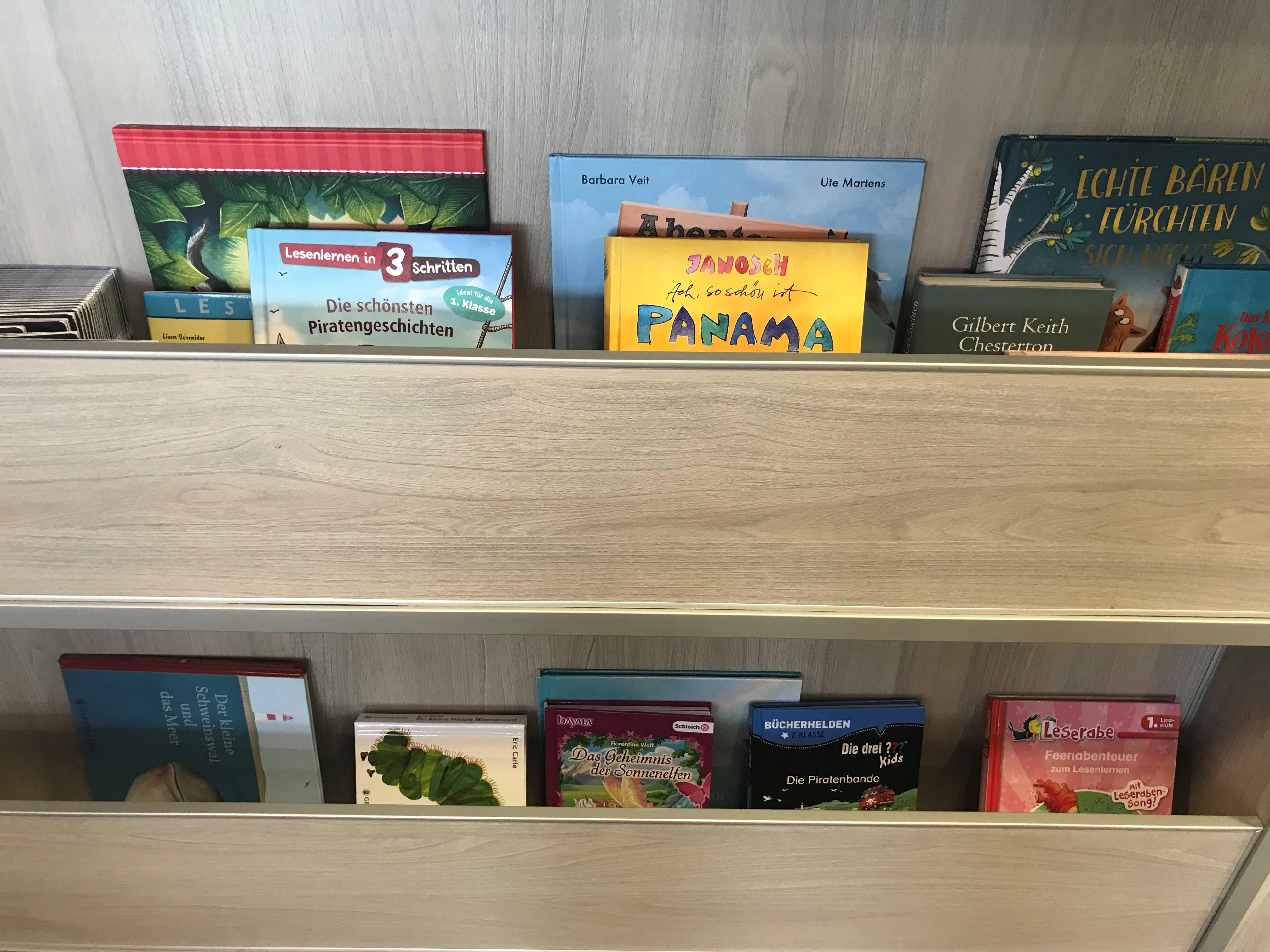 child books on the Halunder Jet